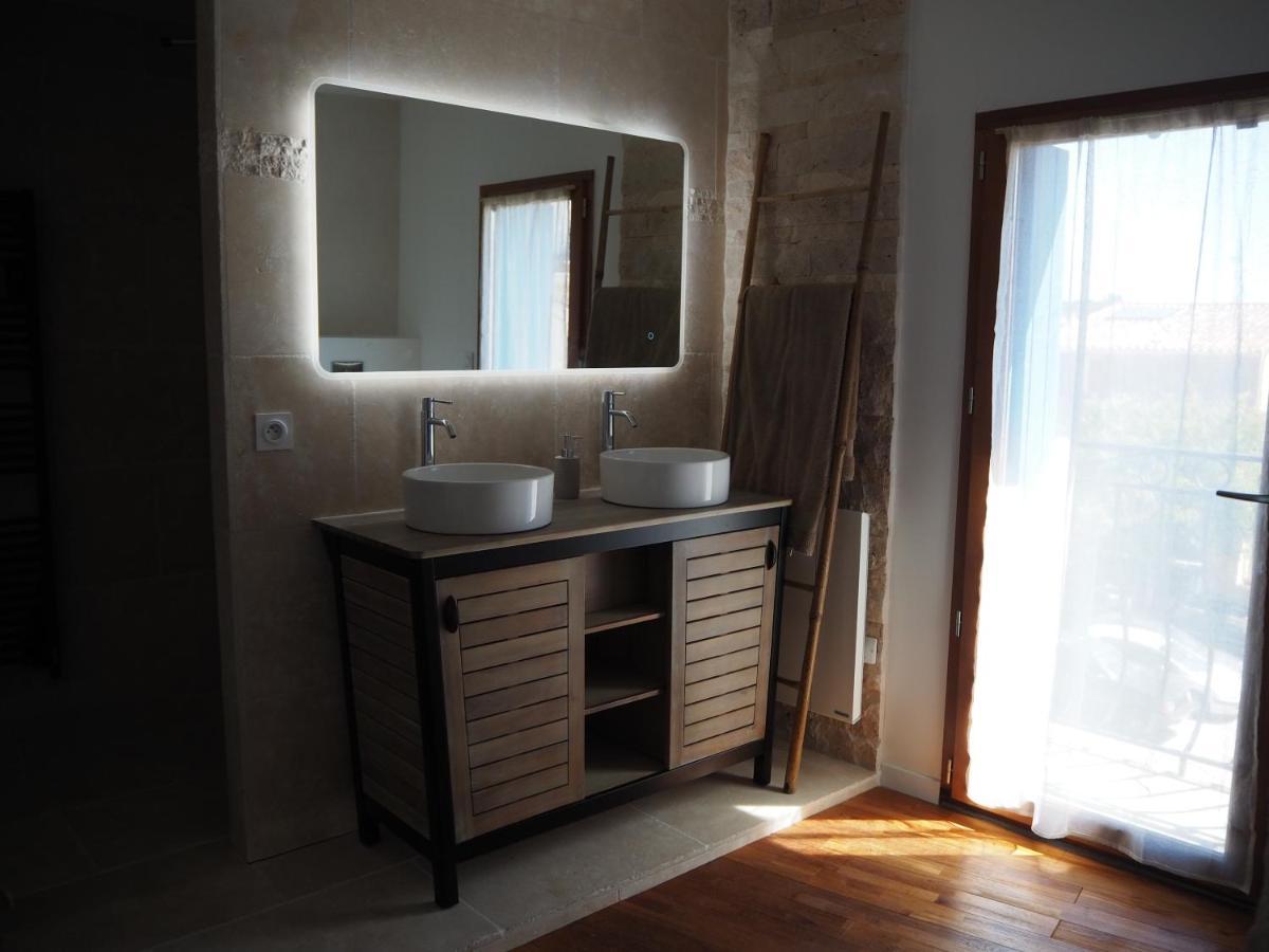 La Trémière, maison de village, sauna, vue garrigue Bouzigues Exterior foto