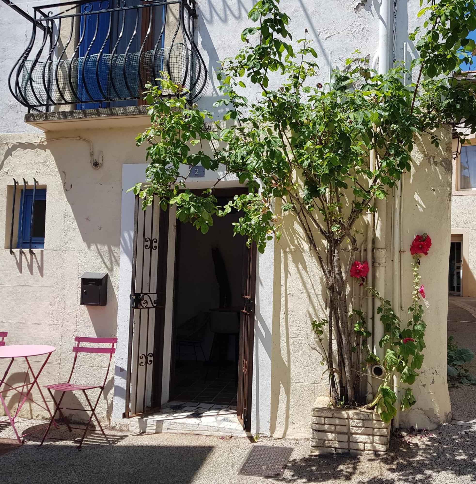 La Trémière, maison de village, sauna, vue garrigue Bouzigues Exterior foto
